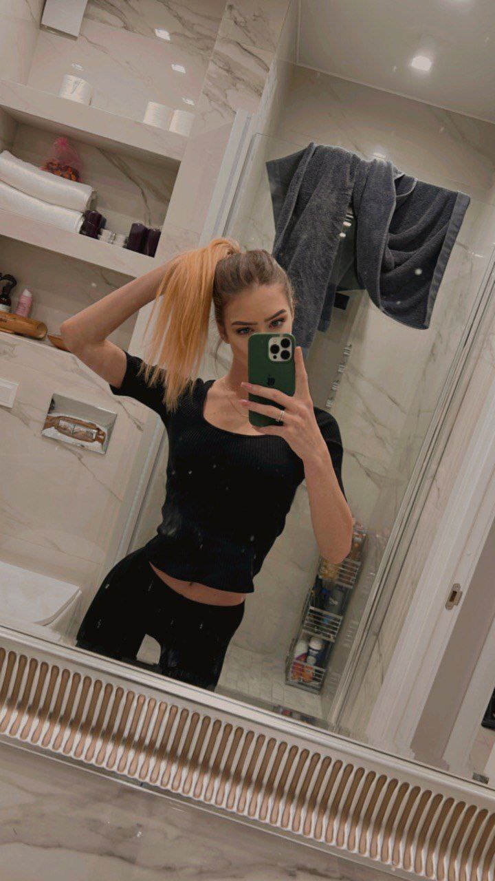 Путана Саша Блондинка c 2 размером груди у метро Петроградская Санкт-Петербург Фото - 2