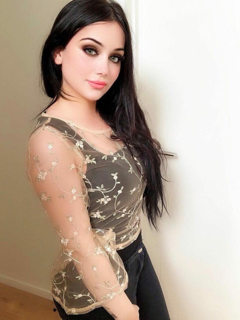 Проститутка Аня Брюнетка c 2 размером груди у метро Автово СПб Фото - 3