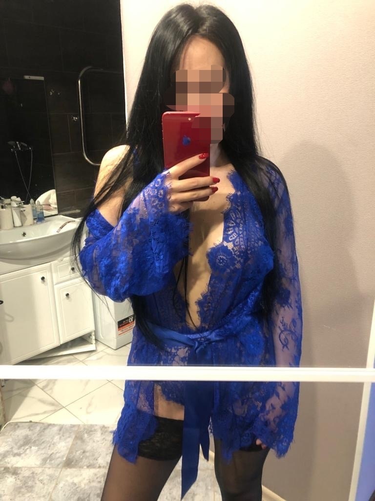 Шлюха индивидуалка Аня Брюнетка c 3 размером груди у метро Горьковская Питер Фото - 4