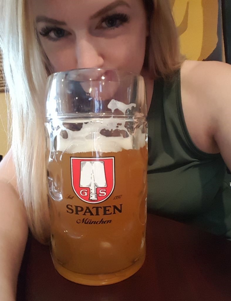 Путана Эля Блондинка c 3 размером груди у метро Парнас Санкт-Петербург Фото - 3