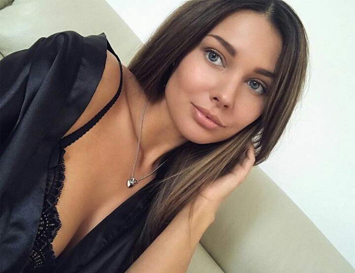 Проститутка индивидуалка Вера Шатенка c 3 размером груди у метро Улица Дыбенко СПб Фото - 2