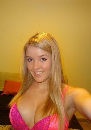 Проститутка Лиза Блондинка c 3 размером груди у метро Лиговский проспект СПб Фото - 2