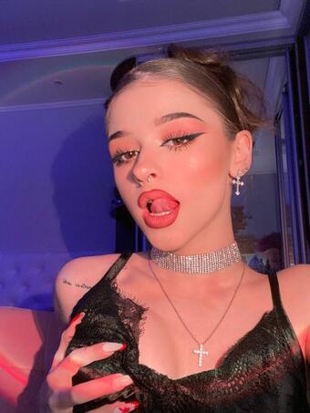 Путана  Лена